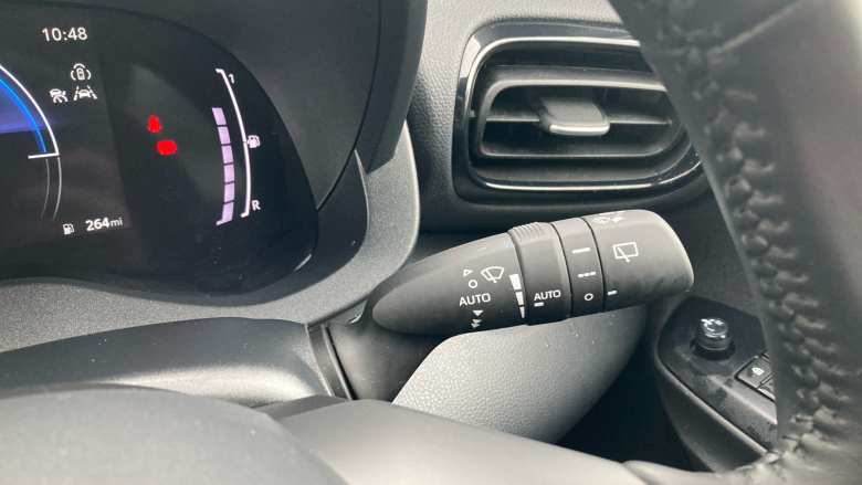 Toyota Yaris Cross 1.5 Hybrid Design 5dr CVT Hybrid Estate
